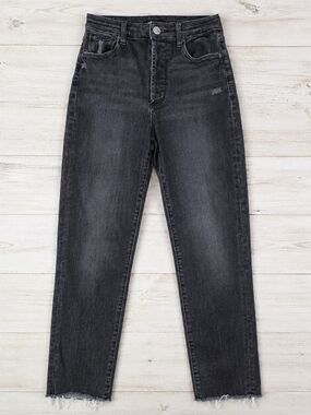 Evereve The Ever Straight Jeans Size 25 Black High Rise Raw Hem